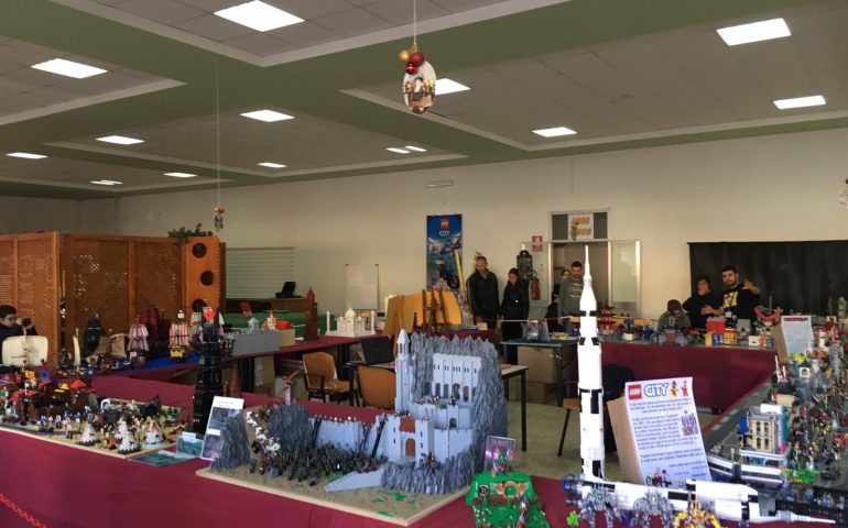 (FOTO) Mattoncini Lego a Selargius. Le foto delle opere realizzate con i Lego in mostra questo weekend