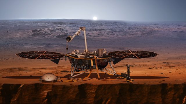 Insight arriva su Marte: “ammartaggio” perfetto anche grazie alla Sardegna