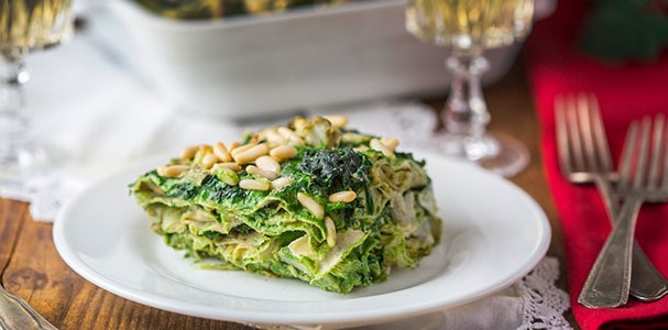 Il pranzo del 1 gennaio: un’alternativa veg. Lasagne di pane carasau agli spinaci e carciofi