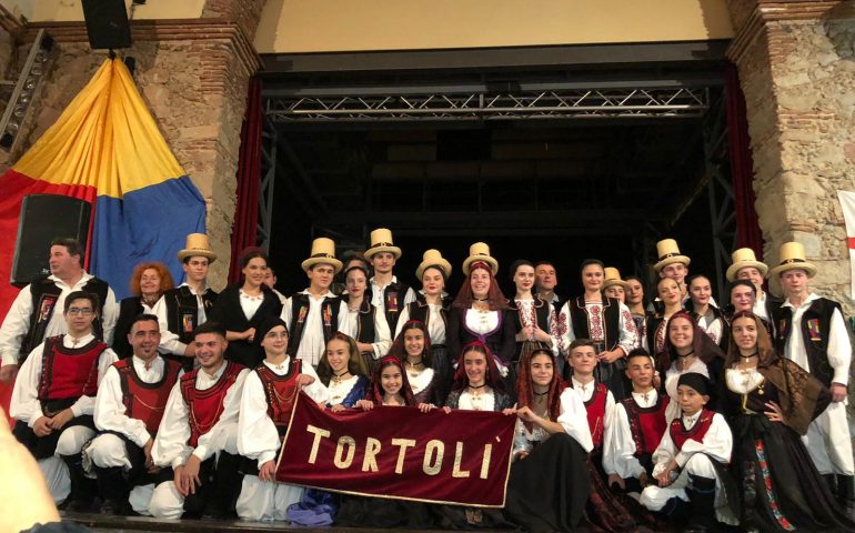 (VIDEO) Gemellaggio tra Ogliastra e Romania. Ieri al Teatro San Francesco, oggi  a Villagrande