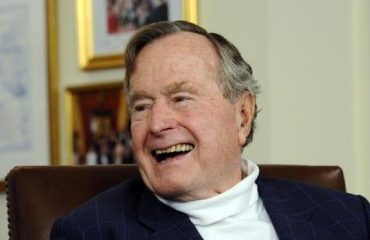George H.W. Bush. Foto Ansa