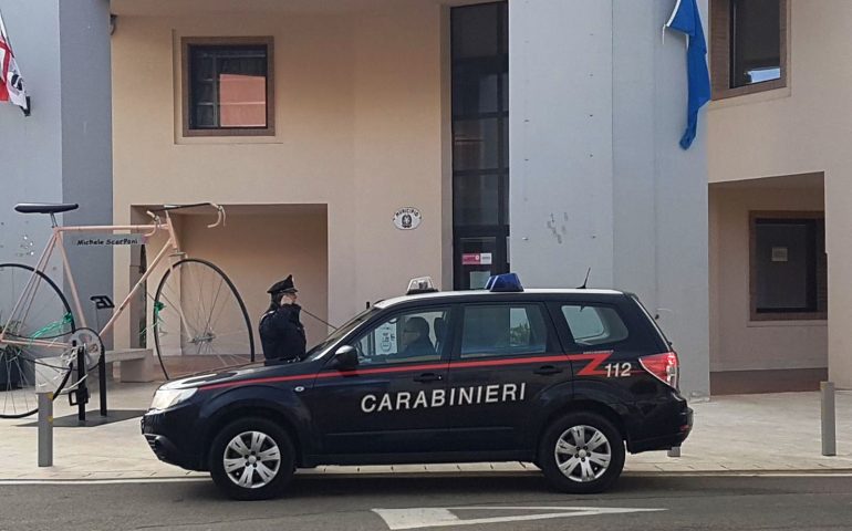 Ladri in azione a Tortolì. Preso di mira il bar dell’ITI, al vaglio i filmati della video sorveglianza