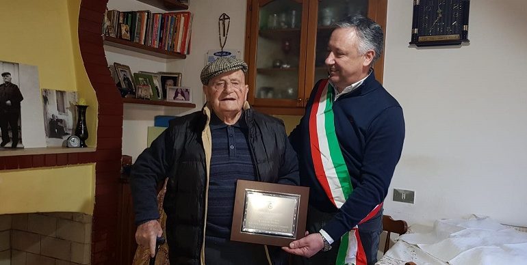 Grande festa a Villagrande: Michelino Scudu ha spento le 100 candeline