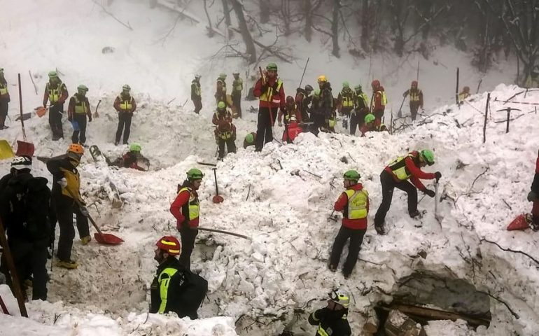 Accadde oggi. Due anni fa la terribile tragedia dell’Hotel Rigopiano: morirono 29 persone