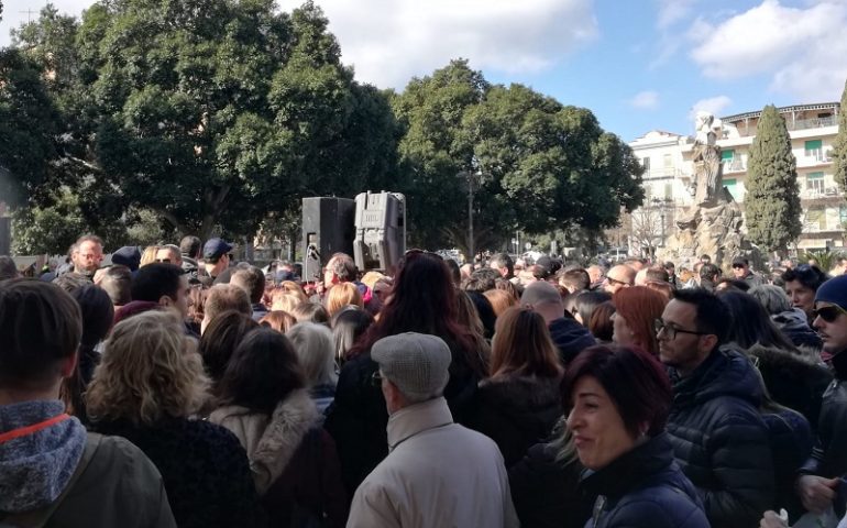 (FOTO E VIDEO) Salvini a Iglesias: “Siete tantissimi. Mi seguite?” scrive sui social