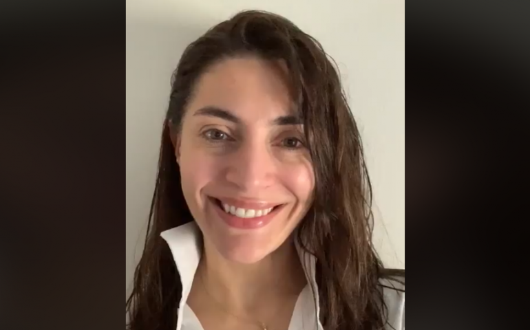 Caterina Murino in sa linea a innanti: Protesta cuntra s’ispeculatzione de su bentu in Sardigna