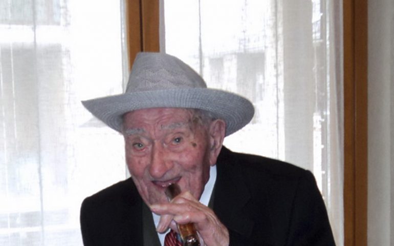 È morto all’età di 110 anni Lorenzo Berzero, il “nonno” più anziano d’Italia