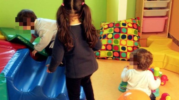 Shock a Roma: abusi su bimbe in una scuola materna da parte di un maestro di 25 anni