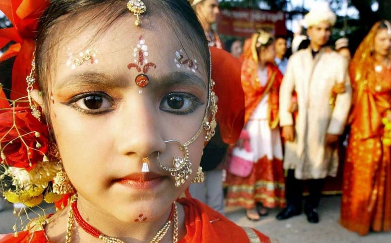 Orrore in India: bambina di 3 anni stuprata. Ora è in pericolo di vita