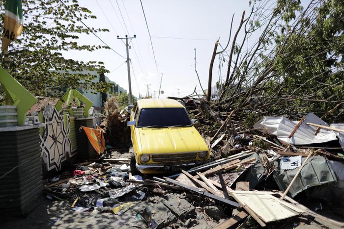 Indonesia. Il bilancio terribile dello tsunami: 830 morti