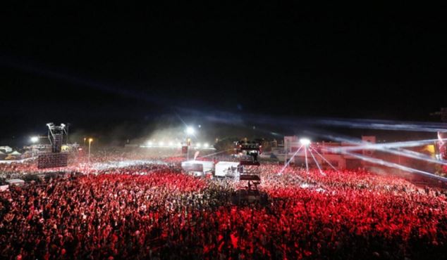 Notte della Taranta: 200mila persone hanno ballato al ritmo della “pizzica”