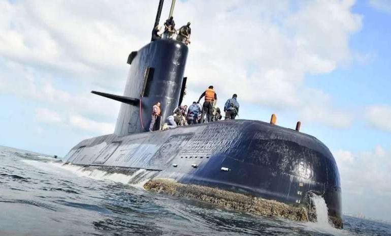 Avvistato a 800 metri di profondità il sottomarino argentino disperso ma forse non sarà mai recuperato