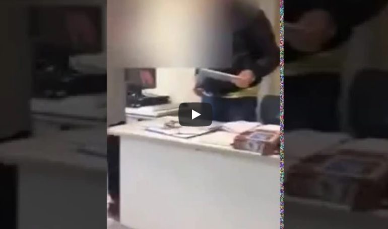 (VIDEO) Lo studente bullizza il docente: “Prof, metta 6, non mi faccia i…”