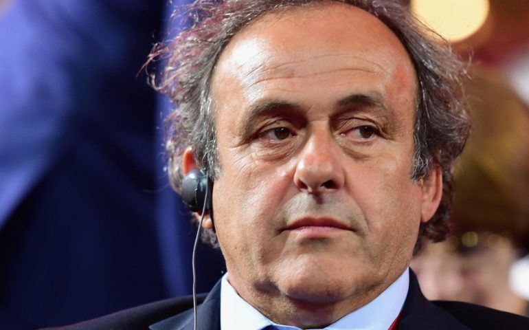 Terremoto nel calcio mondiale, Mondiali in Qatar: Platini arrestato per corruzione