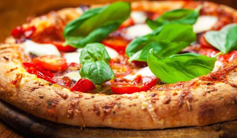 Tragedia a Treviso: 12enne allergica alle proteine del latte muore in pizzeria dopo choc anafilattico