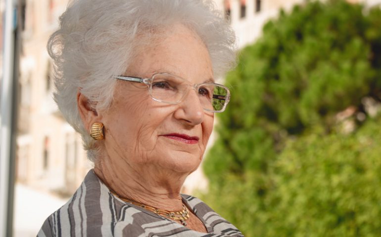Liliana Segre, il simbolo della lotta all’odio e alle discriminazioni, oggi compie 90 anni. Auguri Senatrice!