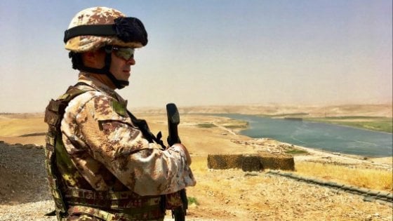 Attentato contro militari italiani in Iraq: cinque feriti di cui tre gravi, nessuno in pericolo di vita