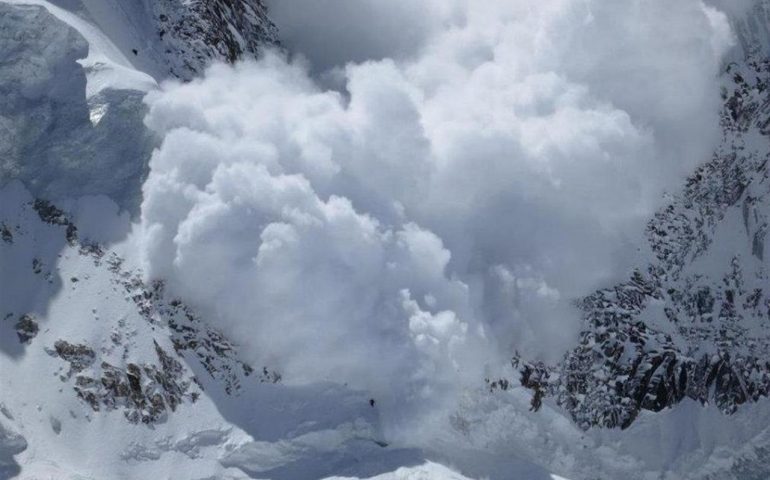 Valanghe: domenica tragica sulle Alpi. Morte tre persone.