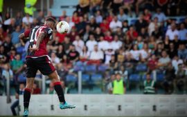 Foto di andata Cagliari-Hellas Verona. Joao Pedro in azione.