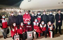 La delegazione della Croce Rossa cinese atterrata a Fiumicino