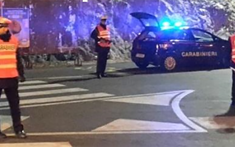 Casteddu, furat profumos in una butega in bia Dante: arrestada una fèmina de 41 annos