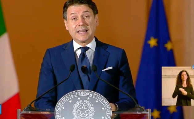 Conte in diretta sul dl riaperture: «I dati sono incoraggianti. Voglia di ricominciare ma con prudenza»