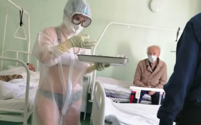 infermiera-russia-costume-da-bagno