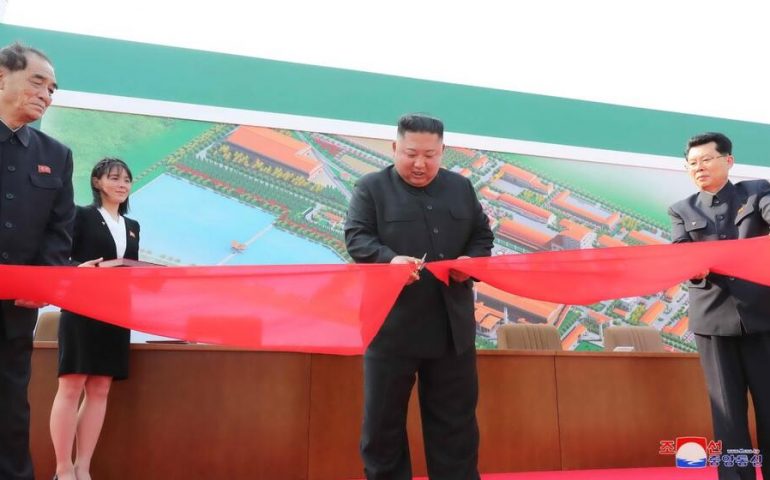 Kim è vivo: il premier nordcoreano ricompare in pubblico