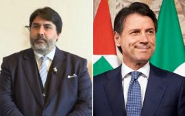 Immagine del Governatore della Sardegna Solinas e del Presidente del Consiglio Italiano Conte.