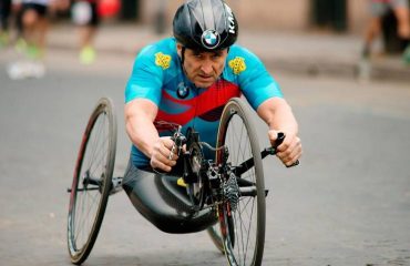 Immagine di repertorio del campione paralimpico Alex Zanardi.