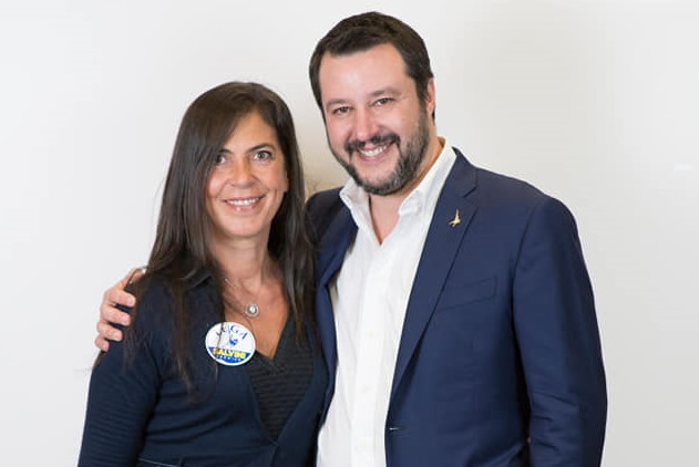 È Senatrice della Lega, ma prende il bonus da 1500 euro per i commercianti, sospesa dal partito