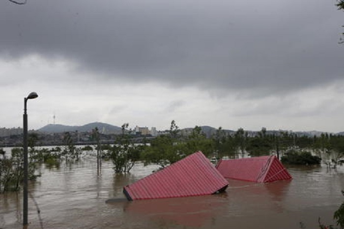 Corea del Sud, è allerta: inondazioni flagellano il Paese, morte 16 persone