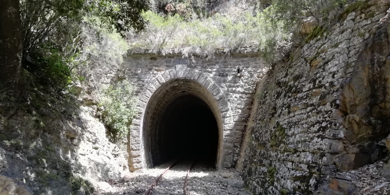 Tratto ancora chiuso della Linea ferroviaria Mandas-Arbatax.