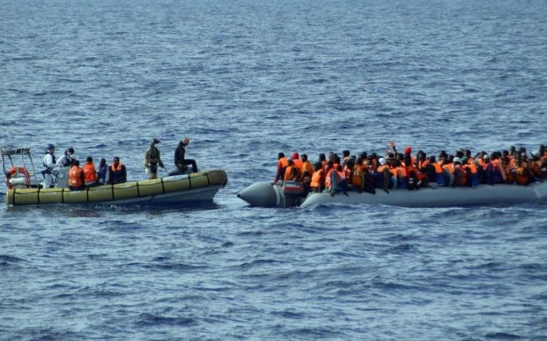 Migranti, naufragio nel Mediterraneo: muore anche una bimba di 6 mesi