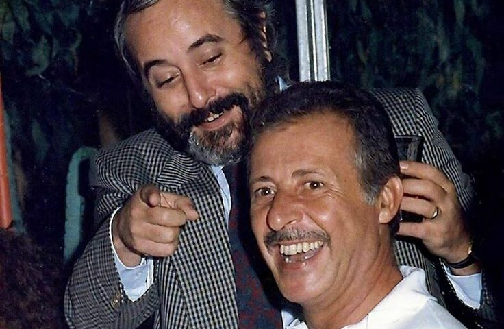 Germania, chiama la sua pizzeria “Falcone e Borsellino” e il tribunale gli dà ragione