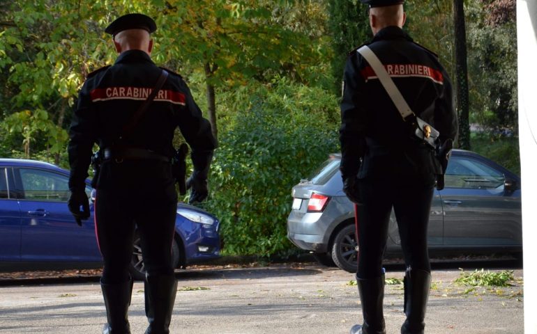 Morti a pochi mesi di distanza: gemelli carabinieri stroncati dal Covid