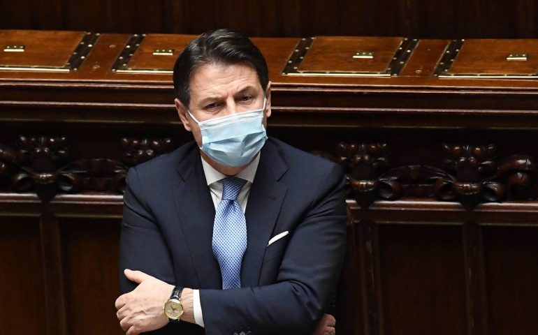 Governo, in mattinata le dimissioni di Giuseppe Conte