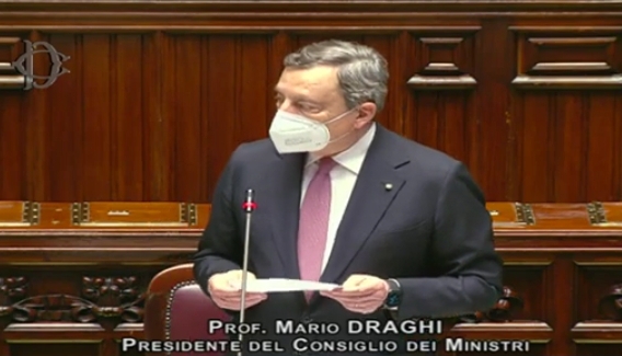 Draghi alla Camera: «284 miliardi ma servono uomini disinteressati, pronti a faticare per il bene comune»