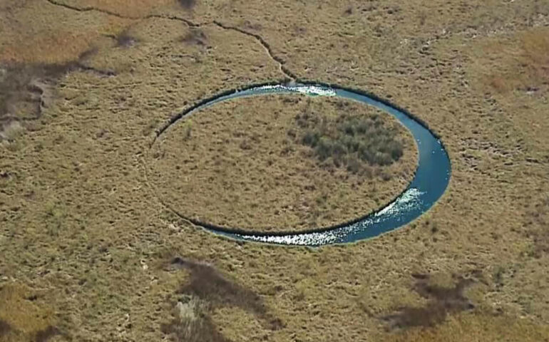 Incredibile ma vero. In Argentina esiste un’isola tonda “rotante”