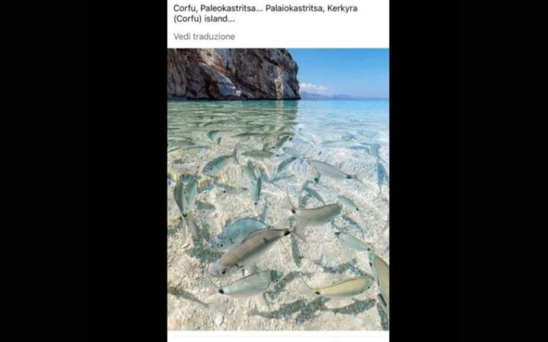 Foto di Cala Mariolu per pubblicizzare Corfù: il messaggio dal comune di Baunei