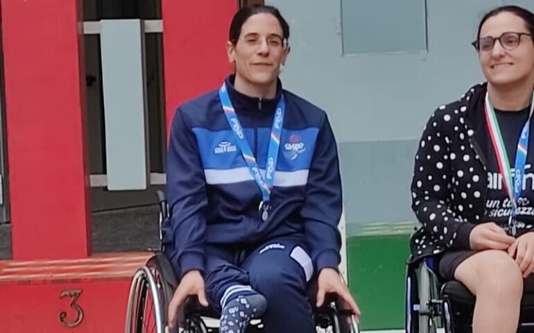 Francesca Secci a sos campionados italianos master de nadu paralimpicu