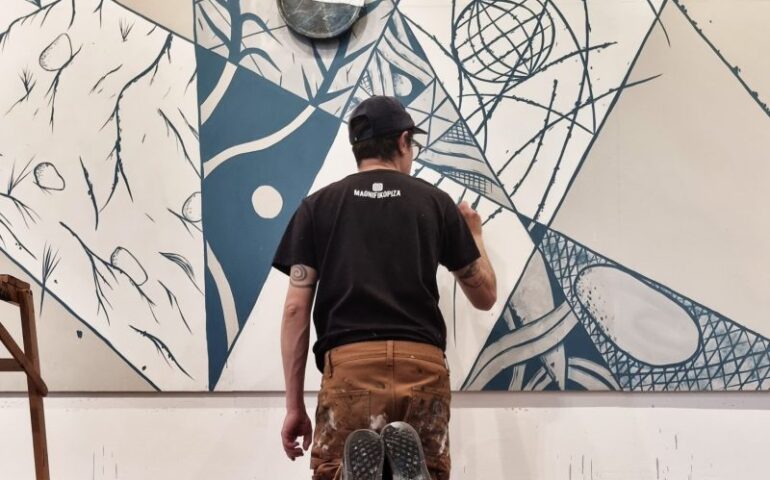 Ulassai: a s’artista casteddaju Crisa su Premiu de sa critiga