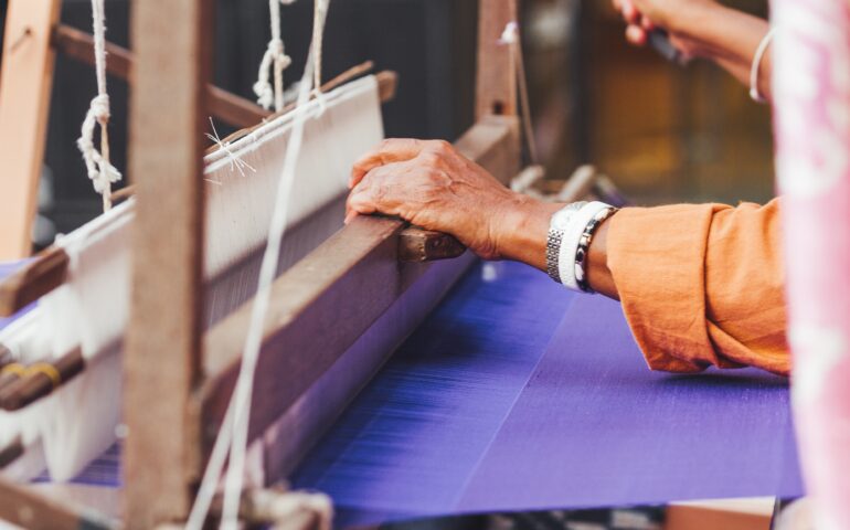S’arte de su tessinzu in Sardigna: filos de istoria, identidade e bellesa chentza tempus.