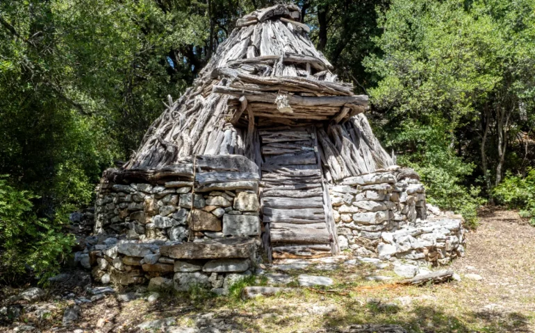 Pinnettos sardos, furriadorzos antigos chi contant sa vida de sos pastores.