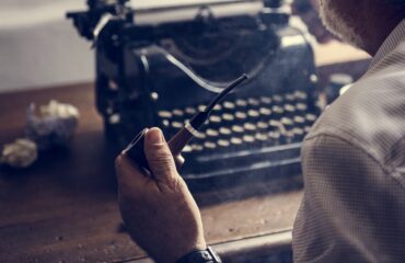 scrittore macchina da scrivere pipa