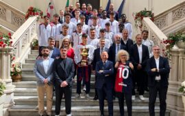 La Primavera del Cagliari in Municipio con la Coppa Italia