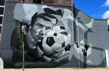 murale gigi riva di Skan