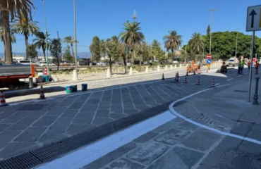 Via Roma (Foto Ansa)