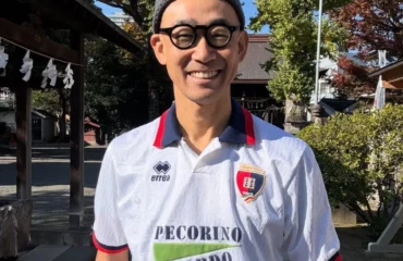 megu zida collezionista maglie calcio giapponese