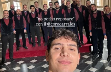 Damiano con coro carrales
